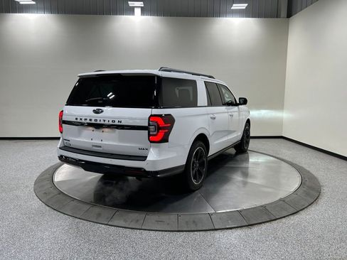 Certified 2022 Ford Expedition Max Limited w/ Equipment Group 303A AWD/4WD image 9