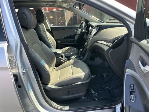 Used 2017 Hyundai Santa Fe Sport w/ 2.4L Tech Package 04 FWD image 15