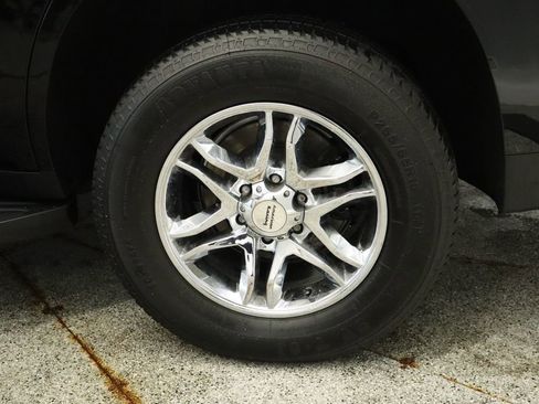 Used 2022 Chevrolet Tahoe LT AWD/4WD image 17