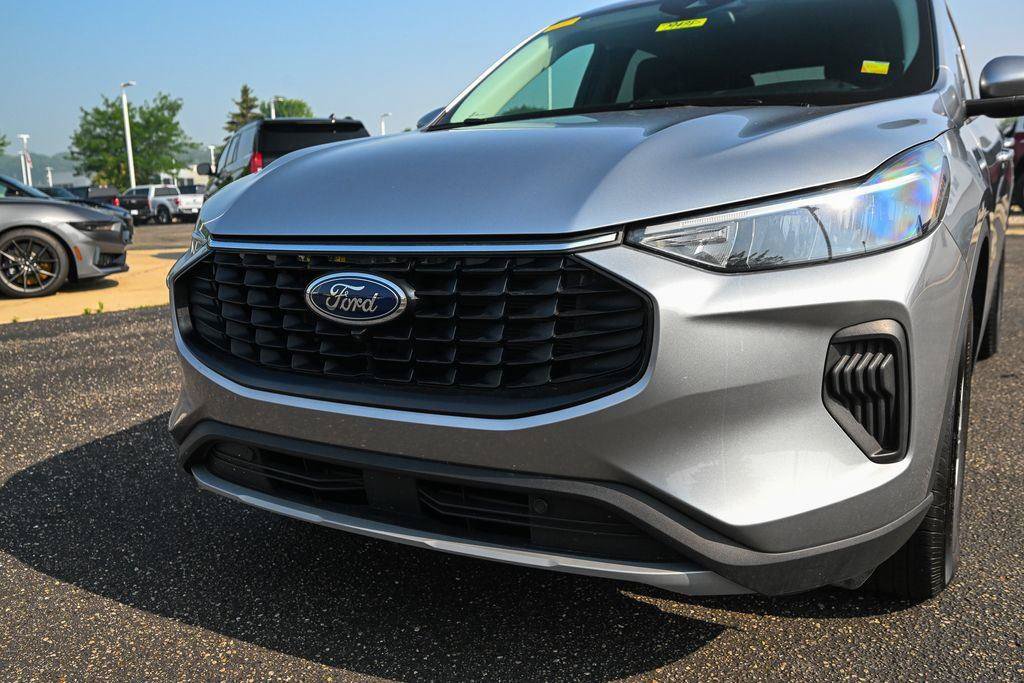 Certified 2023 Ford Escape Active w/ Tech Pack #2 AWD/4WD image 13