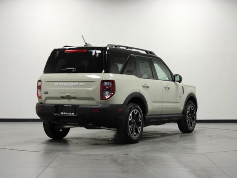 New 2025 Ford Bronco Sport Outer Banks w/ Outer Banks Tech Package+ image 4