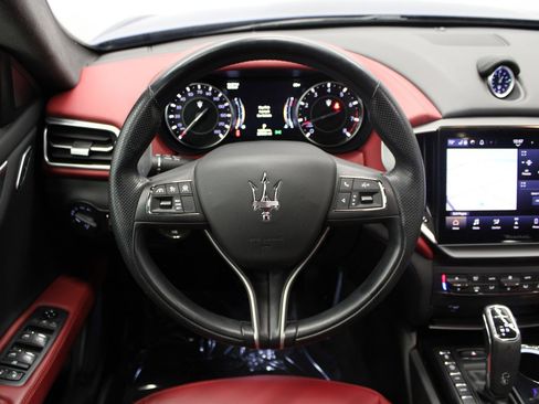 Used 2022 Maserati Ghibli Modena Q4 image 15