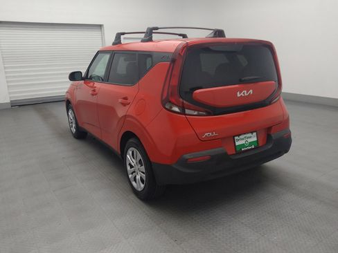 Used 2022 Kia Soul LX image 5