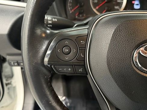 Used 2021 Toyota Corolla SE image 17