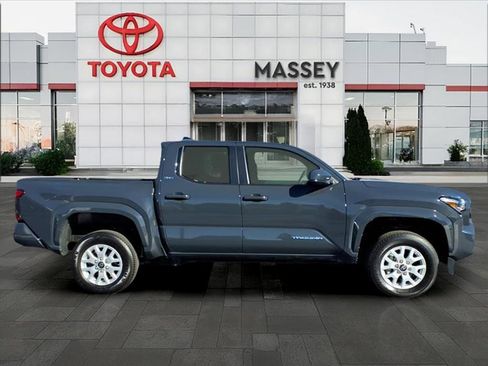 Used 2024 Toyota Tacoma SR5 image 2
