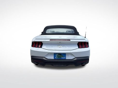 Used 2024 Ford Mustang Premium RWD image 7