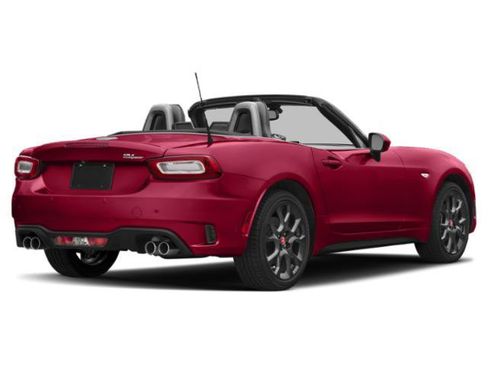 Used 2019 FIAT 124 Spider Abarth w/ Convenience Group RWD image 2