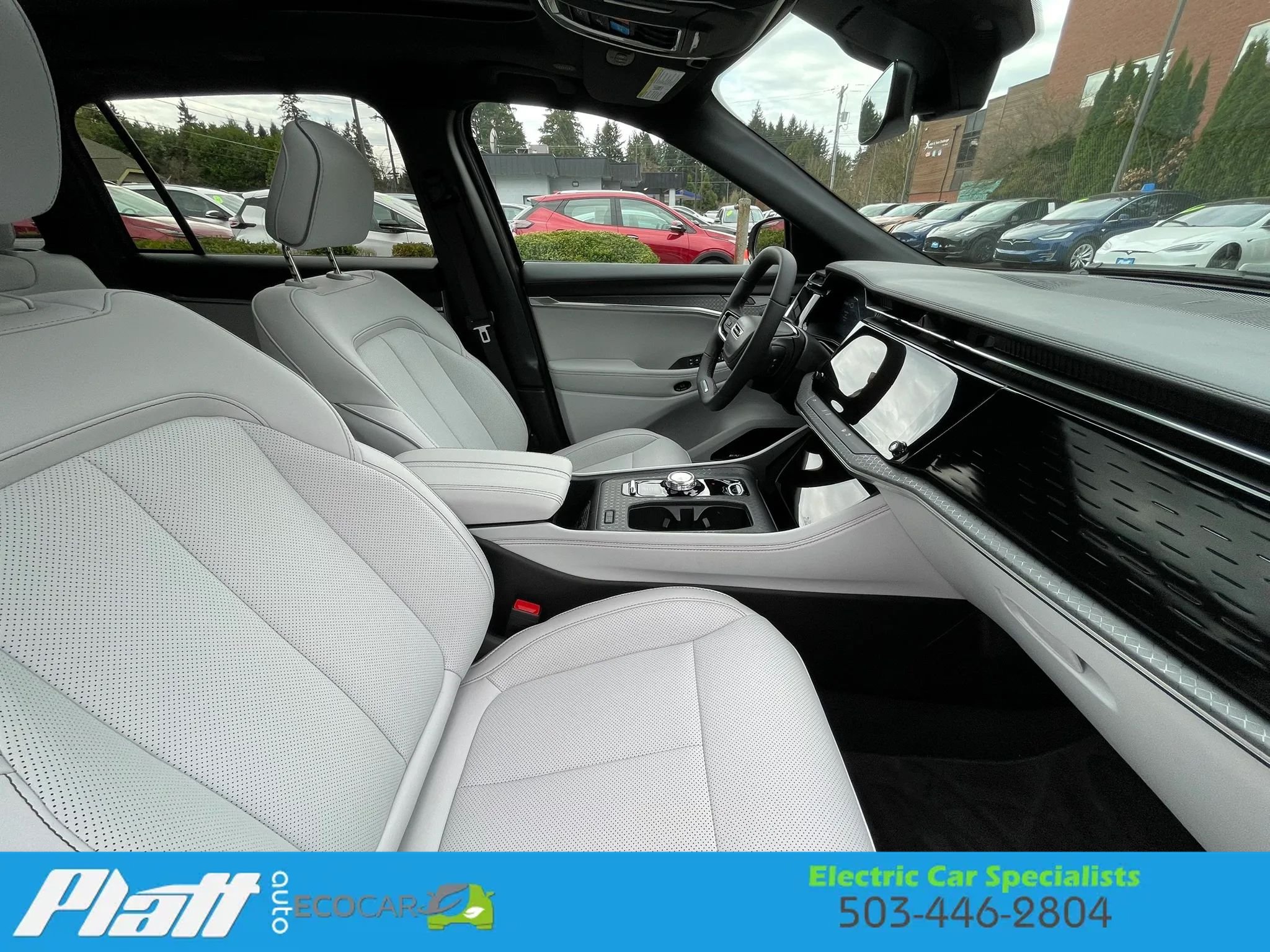 Used 2025 Jeep Wagoneer S Limited AWD/4WD image 56