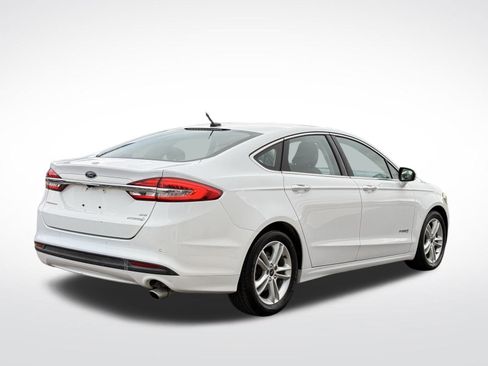 Used 2018 Ford Fusion SE w/ Equipment Group 602A image 6