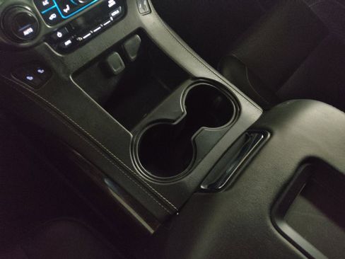 Used 2019 Chevrolet Tahoe LT RWD image 26