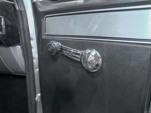 Used 1987 GMC Sierra 1500 R1500 2dr Standard Cab SB image 36