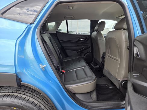 Used 2025 Chevrolet Trax ACTIV w/ Driver Confidence Package FWD image 16