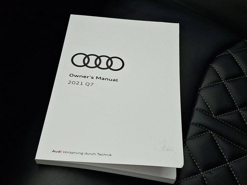 Used 2021 Audi SQ7 Premium Plus AWD/4WD image 26
