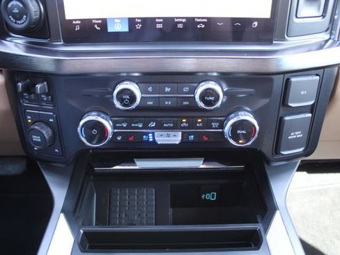 Used 2023 Ford F250 Lariat w/ Lariat Ultimate Package AWD/4WD image 33