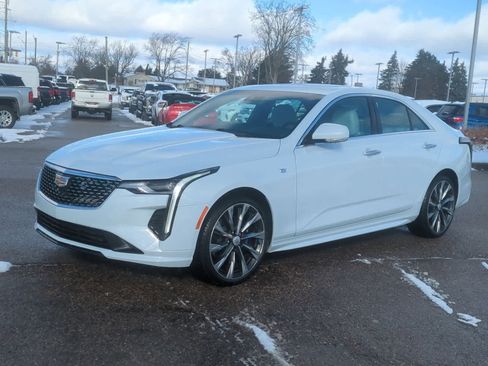 Used 2021 Cadillac CT4 Premium Luxury image 4