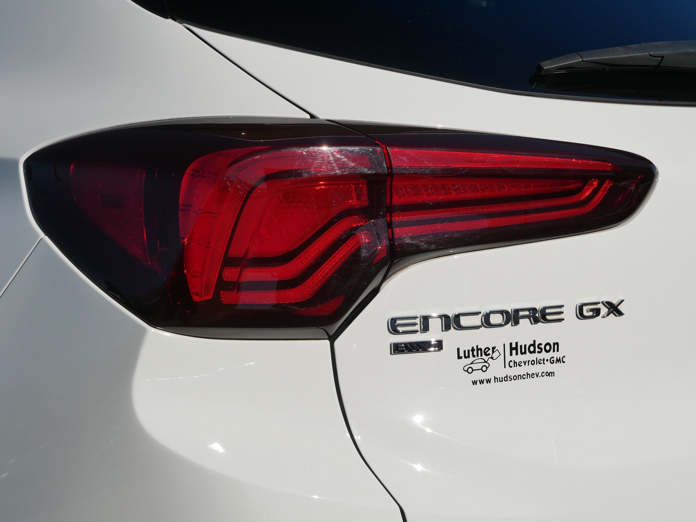 Used 2024 Buick Encore GX Sport Touring w/ Comfort Package AWD/4WD image 17