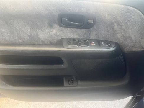 Used 2004 Honda CR-V EX image 14
