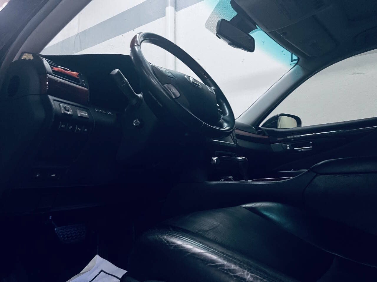 Used 2012 Lexus LS 460 w/ Comfort Pkg RWD image 16