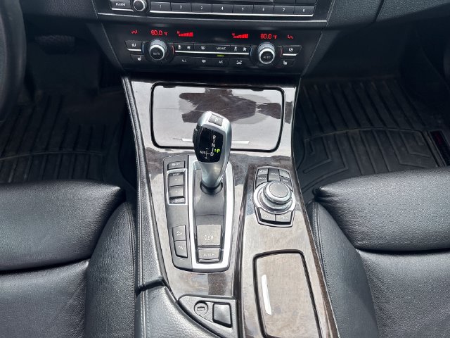 Used 2013 BMW 535i xDrive Sedan AWD/4WD image 15