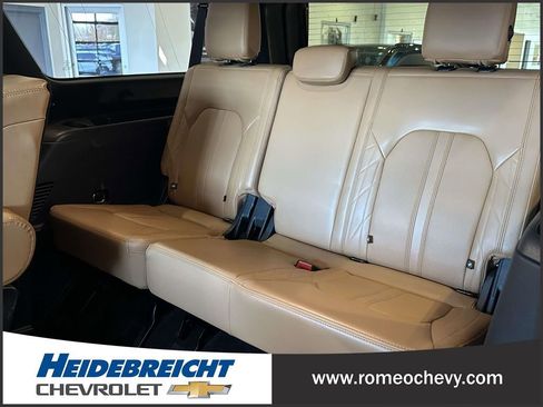 Used 2022 Ford Expedition Max Platinum image 13