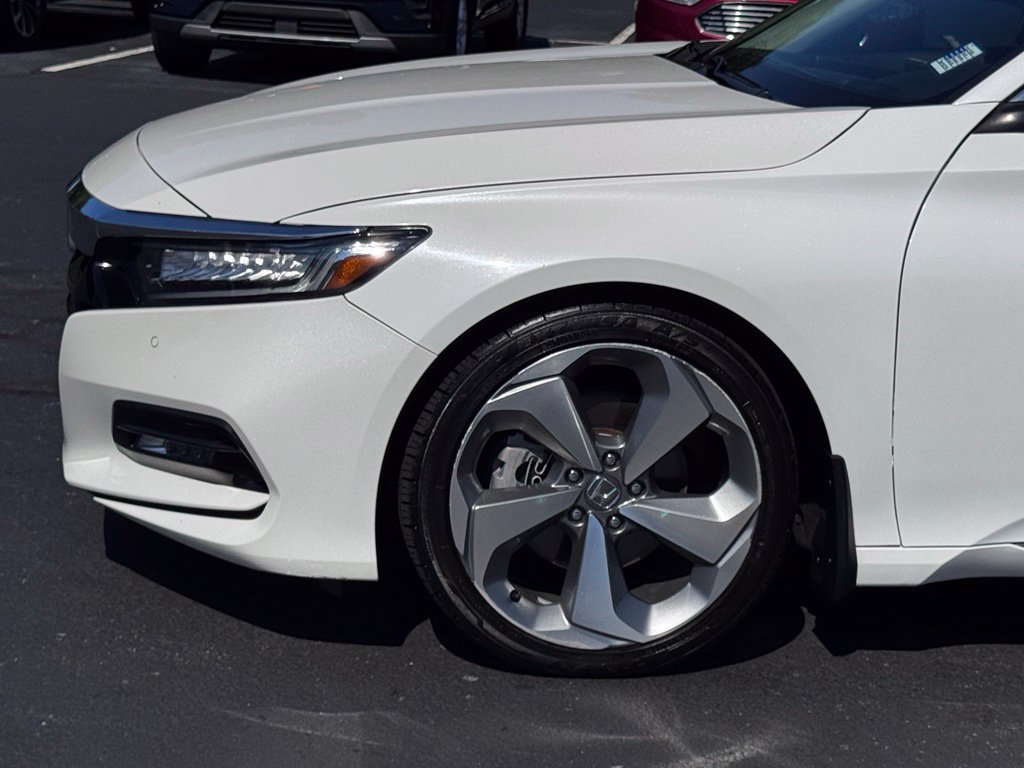 Used 2018 Honda Accord Touring image 33