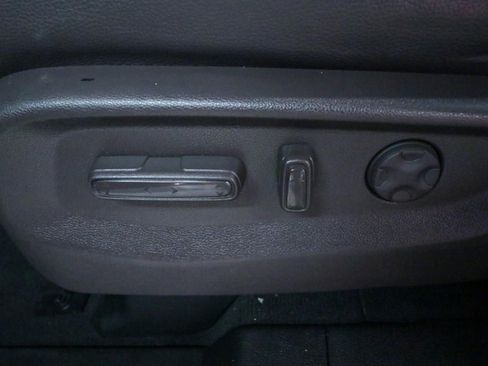 Used 2023 Honda Odyssey Touring image 13
