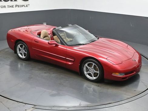 Used 2000 Chevrolet Corvette Convertible w/ Memory Pkg RWD image 46