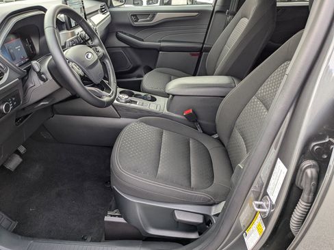 Certified 2025 Ford Escape Active w/ Cold Weather Package image 14