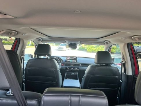 Used 2024 Honda Pilot Touring image 24