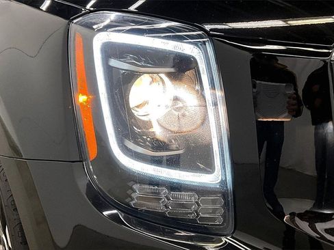 Used 2021 Kia Telluride S image 33