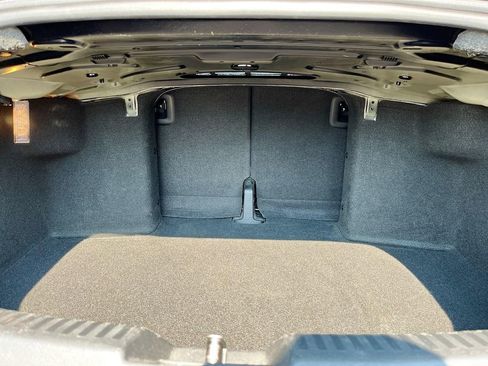 Used 2019 Volkswagen Beetle 2.0T S image 23