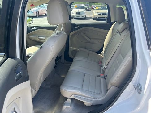 Used 2016 Ford Escape Titanium FWD image 10