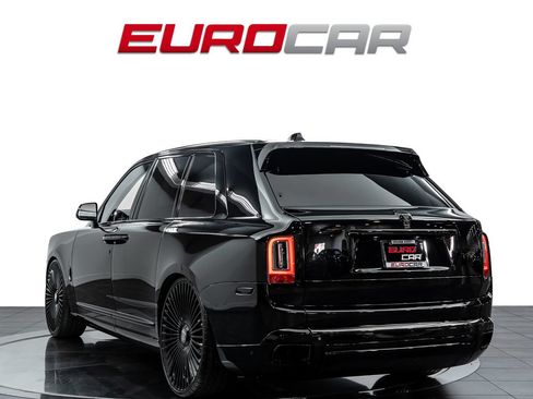 Used 2022 Rolls-Royce Cullinan w/ Cullinan Package AWD/4WD image 4