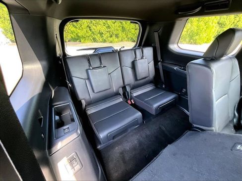 Used 2024 Lexus GX 550 w/ Accessory Package (2T) AWD/4WD image 17