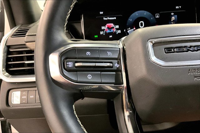 Used 2024 GMC Acadia Denali AWD/4WD image 27