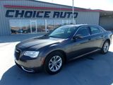 Used 2019 Chrysler 300 Touring image 6