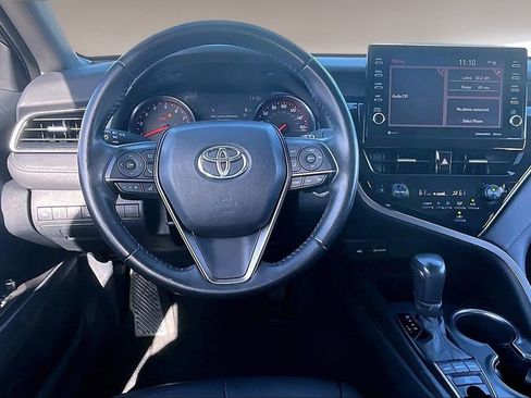 Used 2021 Toyota Camry XSE image 5