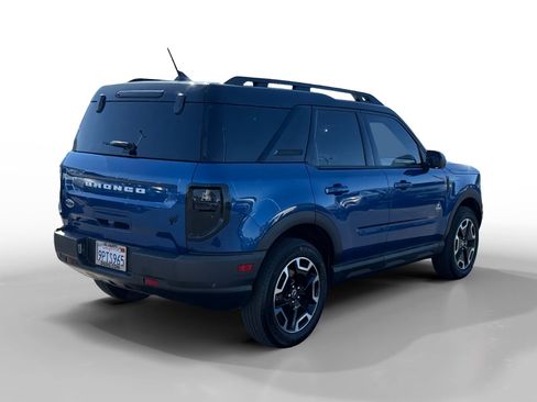 Used 2024 Ford Bronco Sport Outer Banks w/ Tech Package AWD/4WD image 5