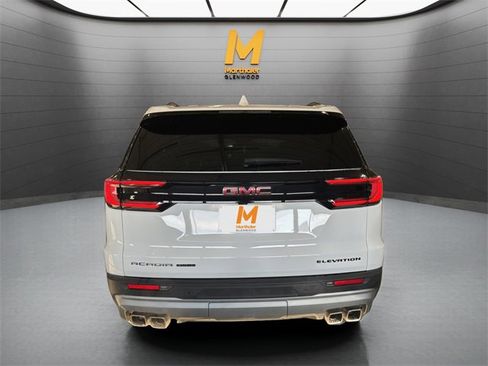 Used 2025 GMC Acadia Elevation image 7
