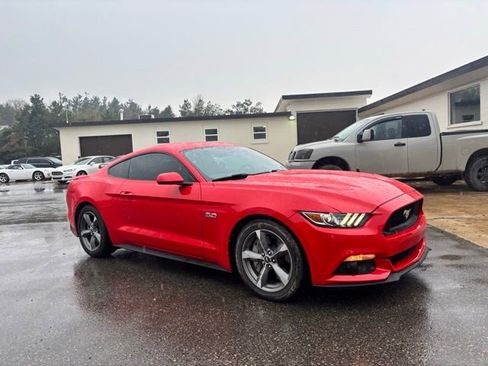 Used 2016 Ford Mustang GT Premium w/ Equipment Group 401A RWD image 3