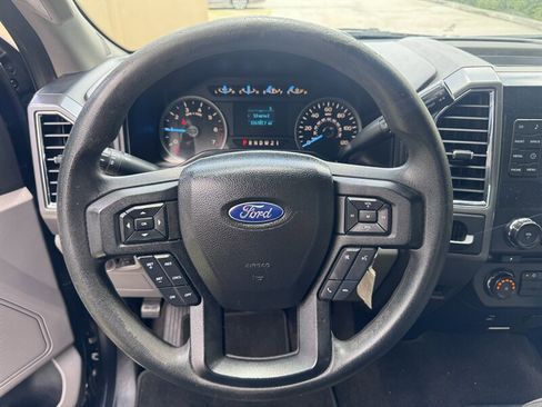Used 2016 Ford F150 XLT image 8