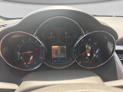 Used 2011 Chevrolet Cruze LTZ FWD image 14