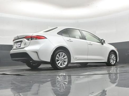 Used 2026 Toyota Corolla LE w/ LE Premium Package AWD/4WD image 48