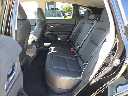 Certified 2025 Nissan Murano SV image 11