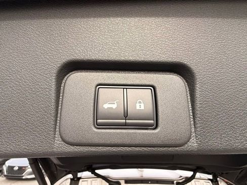 New 2026 Nissan Rogue Platinum w/ Platinum Premium Package image 18