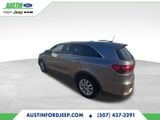 Used 2019 Kia Sorento LX image 3