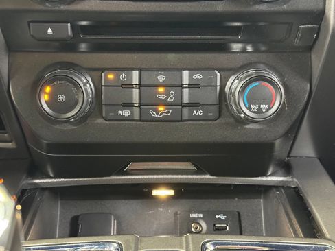 Used 2015 Ford F150 XLT w/ Equipment Group 301A Mid RWD image 43