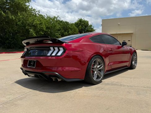 Used 2019 Ford Mustang GT Premium w/ Equipment Group 401A RWD image 5