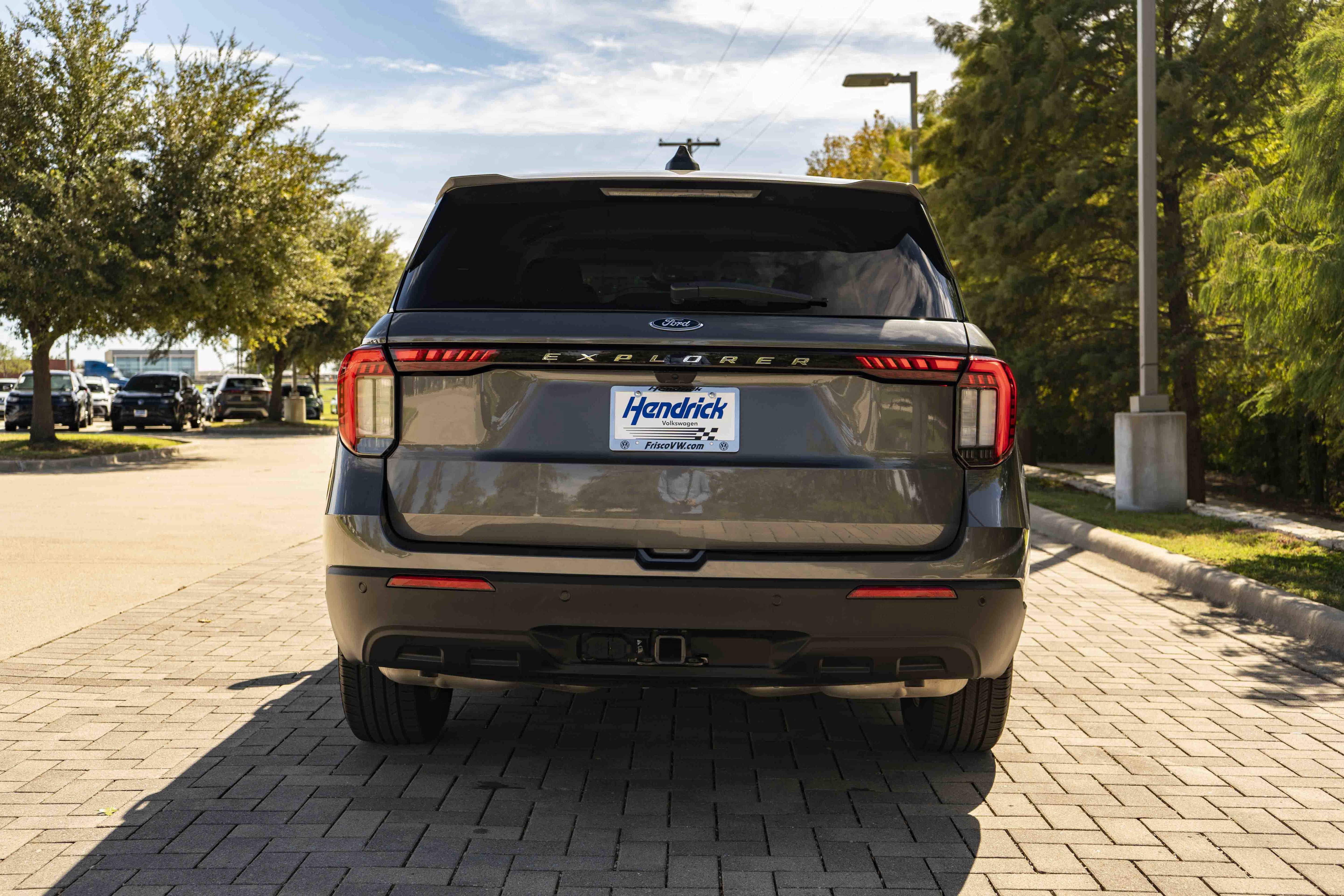 Used 2026 Ford Explorer Active RWD image 7