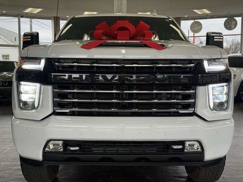 Used 2022 Chevrolet Silverado 2500 High Country AWD/4WD image 22